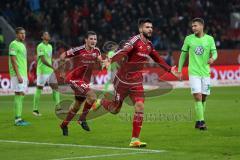 1. Bundesliga - Fußball - FC Ingolstadt 04 - VfL Wolfsburg -  Anthony Jung (3, FCI) trifft mit dem Kopf zum 1:0 Tor Treffer Jubel Pascal Groß (10, FCI)