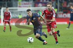 1. Bundesliga - Fußball - FC Ingolstadt 04 - RB Leipzig - Lukas Hinterseer (16, FCI) Diego Demme (31 Leipzig)