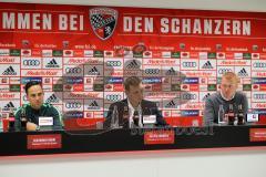 1. Bundesliga - Fußball - FC Ingolstadt 04 - Werder Bremen - Pressekonferenz nach dem Spiel Cheftrainer Alexander Nouri (Bremen) und Cheftrainer Maik Walpurgis (FCI) mit Pressesprecher Oliver Samwald