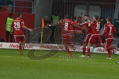 1. BL - Saison 2016/2017 - FC Ingolstadt 04 - VFL Wolfsburg - Der 1:0 Treffer von Anthony Jung (#3 FCI) - Mathew Leckie (#7 FCI) - Pascal Groß (#10 FCI) - Roger de Oliveira Bernardo (#8 FCI) - Jubel - Foto: Meyer Jürgen