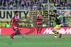 1. Bundesliga - Fußball - FC Ingolstadt 04 - Borussia Dortmund - Marvin Matip (34, FCI) Julian Weigl (BVB 33)