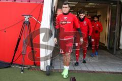 1. BL - Saison 2016/2017 - FC Ingolstadt 04 - FC Bayern München - Lezcano Farina,Dario (#37 FCI) geht auf das Spielfeld zum warm machen - Foto: Meyer Jürgen