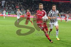 1. Bundesliga - Fußball - FC Ingolstadt 04 - Eintracht Frankfurt - 0:2 - Lukas Hinterseer (16, FCI) Bastian Oczipka (6 Frankfurt)