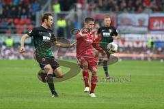 1. Bundesliga - Fußball - FC Ingolstadt 04 - FC Augsburg - Christoph Janker (FCA 16) Stefan Lex (14, FCI)