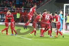 1. BL - Saison 2016/2017 - FC Ingolstadt 04 - 1.FC Köln - Lezcano Farina,Dario (#37 FCI) trifft zum 1:1 Ausgleichstreffer - Tor - Jubel - Florent Hadergjonaj (#33 FCI) - Marvin Matip (#34 FCI) - Foto: Meyer Jürgen