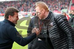 1. Bundesliga - Fußball - FC Ingolstadt 04 - Borussia Mönchengladbach - Cheftrainer Maik Walpurgis (FCI) mit Dieter Hecking (Gladbach)