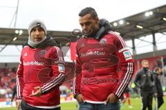 1. Bundesliga - Fußball - FC Ingolstadt 04 - Werder Bremen - Spiel ist aus, Niederlage im Abstiegskampf, gelbgesperrte Markus Suttner (29, FCI)  Marvin Matip (34, FCI)