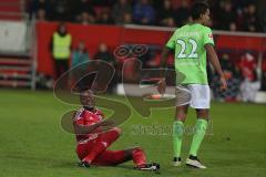 1. BL - Saison 2016/2017 - FC Ingolstadt 04 - VFL Wolfsburg - Marvin Matip (#34 FCI) - #Luiz Gustavo (22 Wolfsburg)  - Foto: Meyer Jürgen