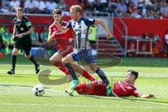 1. BL - Saison 2016/2017 - FC Ingolstadt 04 - Hertha BSC - Alfredo Morales #6 FCI) - Fabian Lustenberger (#28 Hertha) - Mathew Leckie (#7 FCI) - Foto: Meyer Jürgen