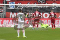 1. Bundesliga - Fußball - FC Ingolstadt 04 - Werder Bremen - Tor Jubel 1:0 Darío Lezcano (11, FCI), mit Pascal Groß (10, FCI)