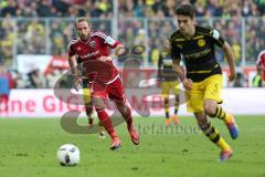 1. Bundesliga - Fußball - FC Ingolstadt 04 - Borussia Dortmund - Moritz Hartmann (9, FCI) Marc Bartra (BVB 5)