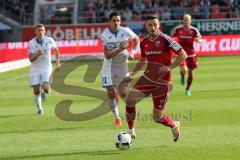 1. Bundesliga - Fußball - FC Ingolstadt 04 - TSG 1899 Hoffenheim 1:2 - Mathew Leckie (7, FCI) Benjamin Hübner (TSG 21)