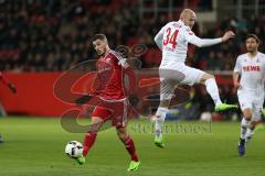 1. Bundesliga - Fußball - FC Ingolstadt 04 - 1. FC Köln - Mathew Leckie (7, FCI) Konstantin Rausch (34 Köln)