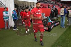 1. BL - Saison 2016/2017 - FC Ingolstadt 04 - FC Augsburg - Marvin Matip (#34 FCI) beim einlaufen zum warm machen - Foto: Meyer Jürgen