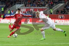1. Bundesliga - Fußball - FC Ingolstadt 04 - 1. FC Köln - Schuß Alfredo Morales (6, FCI)  Konstantin Rausch (34 Köln)
