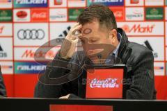 1. Bundesliga - Fußball - FC Ingolstadt 04 - FC Augsburg - Pressekonferenz nach dem Spiel Cheftrainer Markus Kauczinski (FCI)