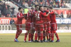 1. Bundesliga - Fußball - FC Ingolstadt 04 - Hamburger SV HSV - Tor Jubel Torschütze Markus Suttner (29, FCI)