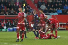 1. Bundesliga - Fußball - FC Ingolstadt 04 - RB Leipzig - Gelbe Karte für Timo Werner (11 Leipzig), Almog Cohen (36, FCI) am Boden