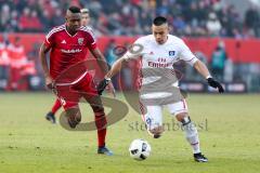 1. BL - Saison 2016/2017 - FC Ingolstadt 04 - Hamburger SV - Roger de Oliveira Bernardo (#8 FCI) - Wood Shou Bobby weiss #7 Hamburg - Foto: Meyer Jürgen