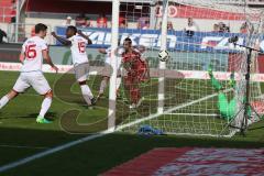1. BL - Saison 2016/2017 - FC Ingolstadt 04 - 1. FSV Mainz 05 - Der Ausgleichstreffer zum 1:1 von Levin
Öztunali per Freistoss Mainz - Martin Hansen Torwart(#35 FCI) - Foto: Meyer Jürgen