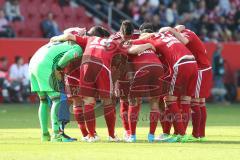 1. BL - Saison 2016/2017 - FC Ingolstadt 04 - 1. FSV Mainz 05 - Die Mannschaft bildet einen Kreis - Foto: Meyer Jürgen