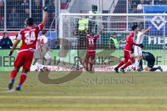 1. BL - Saison 2016/2017 - FC Ingolstadt 04 - Hamburger SV - Pascal Groß (#10 FCI) trifft zum 1:0 Führungstreffer - Jubel - Tor - Lezcano Farina,Dario (#37 FCI) - Alfredo Morales (#6 FCI) - Mathenia Christian Torwart Hamburg - Foto: Meyer Jürgen