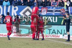 1. BL - Saison 2016/2017 - FC Ingolstadt 04 - Hamburger SV - Pascal Groß (#10 FCI) trifft zum 1:0 Führungstreffer - Jubel - Tor - Florent Hadergjonaj (#33 FCI) - Alfredo Morales (#6 FCI) - Roger de Oliveira Bernardo (#8 FCI) - Marvin Matip (#34 FCI) - Fot