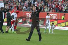 1. BL - Saison 2016/2017 - FC Ingolstadt 04 - SV Darmstadt - Maik Walpurgis (Trainer FCI) mit Daumen hoch - jubel - Foto: Meyer Jürgen