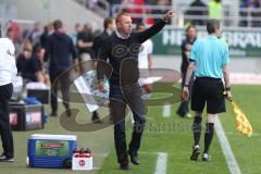 1. BL - Saison 2016/2017 - FC Ingolstadt 04 - 1. FSV Mainz 05 - Maik Walpurgis (Trainer FCI) gibt Anweisungen  - Foto: Meyer Jürgen