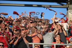 1. BL - Saison 2016/2017 - FC Ingolstadt 04 - SV Darmstadt - Markus Suttner (#29 FCI) trifft per Freistoß zum 3:2 Führungstreffer - Fans - Jubel  - Foto: Meyer Jürgen