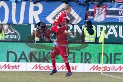 1. BL - Saison 2016/2017 - FC Ingolstadt 04 - Hamburger SV - Pascal Groß (#10 FCI) trifft zum 1:0 Führungstreffer - Jubel - Tor - Florent Hadergjonaj (#33 FCI) - Foto: Meyer Jürgen