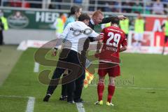 1. BL - Saison 2016/2017 - FC Ingolstadt 04 - 1. FSV Mainz 05 - Maik Walpurgis (Trainer FCI) gibt Anweisungen an Markus Suttner (#29 FCI) - Foto: Meyer Jürgen