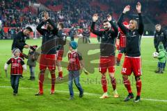 1. BL - Saison 2016/2017 - FC Ingolstadt 04 - RB-Leipzig - Die Spieler bedanken sich bei den Fans - laola - sieg - jubel - Roger de Oliveira Bernardo (#8 FCI) - Anthony Jung (#3 FCI) - Marcel Tisserand (#32 FCI) - Foto: Meyer Jürgen