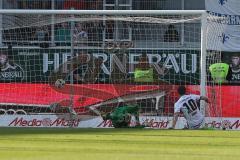 1. BL - Saison 2016/2017 - FC Ingolstadt 04 - SV Darmstadt - Pascal Groß (#10 FCI) mit dem 1:0 Führungstreffer - jubel - Esser Michael Torwart Darmstadt - Foto: Meyer Jürgen