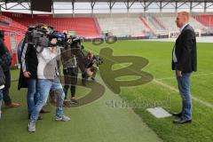 1. Bundesliga - Fußball - FC Ingolstadt 04 - Vorstellung neuer Cheftrainer Maik Walpurgis Pressekonferenz - Cheftrainer Maik Walpurgis (FCI) im Audi Sportpark Stadion für die Presse