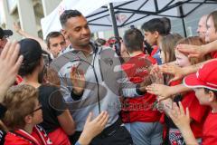 1. Bundesliga - Fußball - FC Ingolstadt 04 - Letzter Spieltag - Saisonabschlußfeier für die Fans - Marvin Matip (34, FCI)