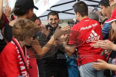 1. Bundesliga - Fußball - FC Ingolstadt 04 - Letzter Spieltag - Saisonabschlußfeier für die Fans - Almog Cohen (36, FCI)