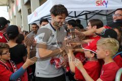 1. Bundesliga - Fußball - FC Ingolstadt 04 - Letzter Spieltag - Saisonabschlußfeier für die Fans - Romain Brégerie (18, FCI)