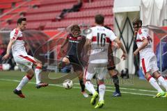 1. Bundesliga - Testspiel - Fußball - FC Ingolstadt 04 - VfB Stuttgart - Florian Klein (VfB) Ryoma Watanabe (FCI) Florian Klein (VfB) Simono Terodde (VfB)