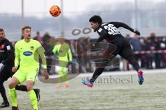 1. Bundesliga - Fußball - Testspiel - FC Ingolstadt 04 - 1. FC Heidenheim - rechts Almog Cohen (36, FCI) links Ex-FCi Hauke Wahl (HDH)