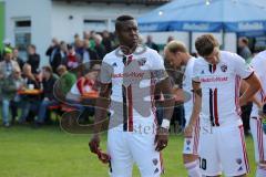 1. Bundesliga - Fußball - Testspiel - FC Ingolstadt 04 - VfB Eichstädt - Kapitän Roger de Oliveira Bernardo (8, FCI) und Pascal Groß (10, FCI)