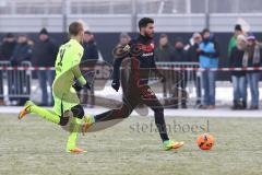 1. Bundesliga - Fußball - Testspiel - FC Ingolstadt 04 - 1. FC Heidenheim - rechts Anthony Jung (3, FCI) links Guarina (HDH)