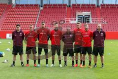 1. Bundesliga - Fußball - FC Ingolstadt 04 - 1. Training unter neuem Cheftrainer Markus Kauczinski (FCI) - Neuzugänge von links Co-Trainer Argirios Giannikis (FCI) Nico Rinderknecht (22, FCI) Torwart Fabijan Buntic (24, FCI) Torwart Martin Hansen (35, FCI