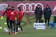 1. Bundesliga - Fußball - FC Ingolstadt 04 - 1. Training mit neuem Trainer - Cheftrainer Maik Walpurgis (FCI) - Cheftrainer Maik Walpurgis (FCI) mit Michael Henke