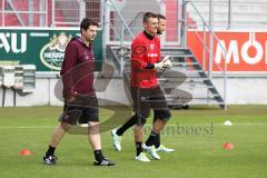 1. Bundesliga - Fußball - FC Ingolstadt 04 - 1. Training unter neuem Cheftrainer Markus Kauczinski (FCI) - Neuzugänge Co-Trainer Argirios Giannikis (FCI) Torwart Martin Hansen (35, FCI) Torwart Christian Ortag (39, FCI)