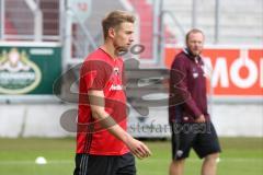 1. Bundesliga - Fußball - FC Ingolstadt 04 - 1. Training unter neuem Cheftrainer Markus Kauczinski (FCI) - Neuzugänge Hauke Wahl (17, FCI)