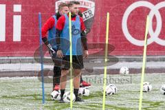 1. BL - Saison 2016/2017 - FC Ingolstadt 04 - Trainingsauftakt im neuen Jahr 2017 - Robert Leipertz (#13 FCI) - Foto: Meyer Jürgen