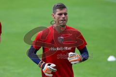 1. Bundesliga - Fußball - FC Ingolstadt 04 - 1. Training unter neuem Cheftrainer Markus Kauczinski (FCI) - Neuzugang Torwart Fabijan Buntic (24, FCI)