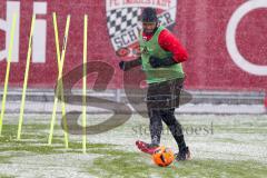 1. BL - Saison 2016/2017 - FC Ingolstadt 04 - Trainingsauftakt im neuen Jahr 2017 - Marvin Matip (#34 FCI) - Foto: Meyer Jürgen