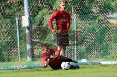 1. Bundesliga - Fußball - FC Ingolstadt 04 - Trainingslager - Vorbereitung - Training - Torwart Fabijan Buntic (24, FCI) Torwart Örjan Haskjard Nyland (1, FCI)